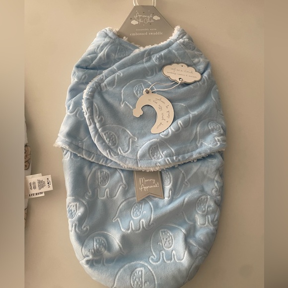 Winnie the Pooh and Amongst the clouds baby swaddle blanket 0-3m nylon closure - Picture 3 of 15